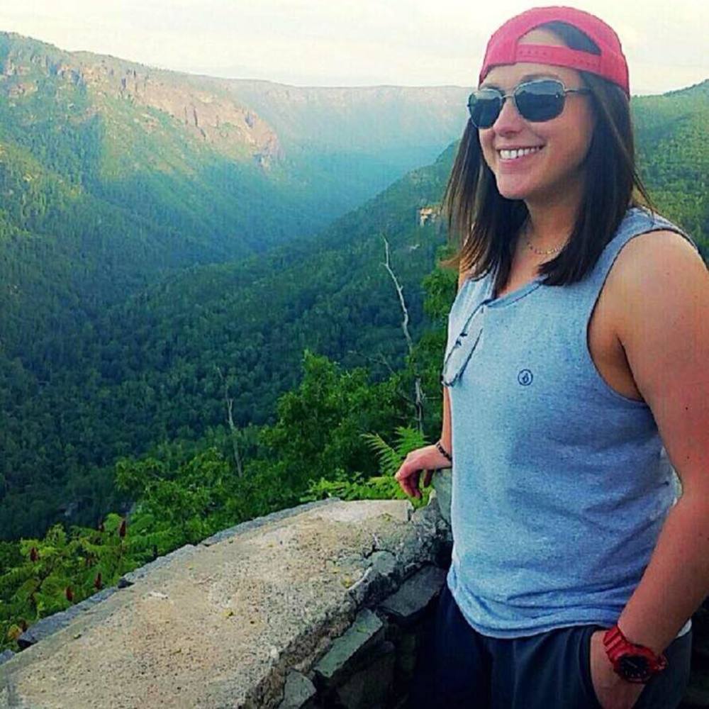 Meet your Posher, Danielle